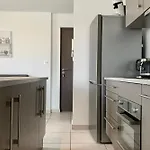 Appartement La Roselière T3 Avec Terrasse Et Garage à 400 M De La Au Grau-du-roi Le Grau-du-Roi